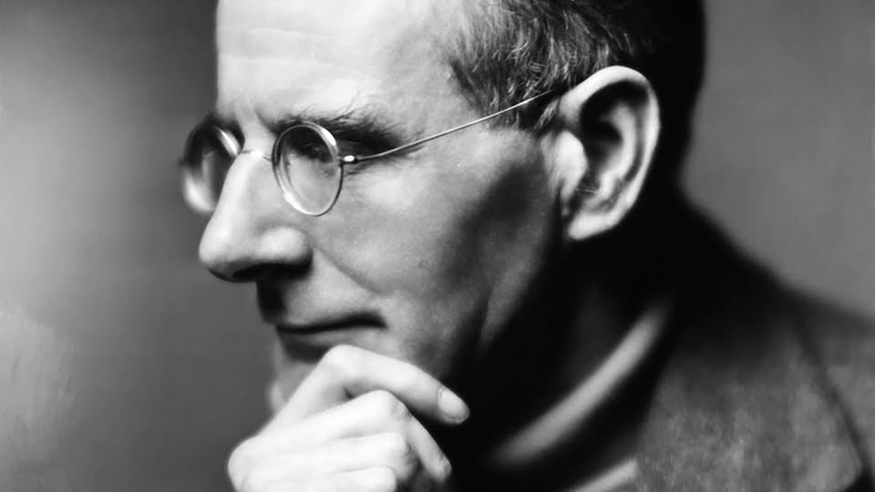 ST. PATRICK'S DAY || IRISH WHISKEY TASTING & FUNNY DRAMATIC READING || IN ENGLISH am 17. March 2026 @ Pygmalion Theater Wien.