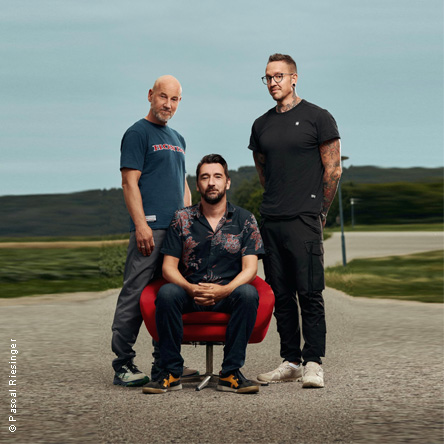 Auf dem roten Stuhl am 18. September 2026 @ KUZ Mattersburg.