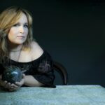 Gretchen Peters