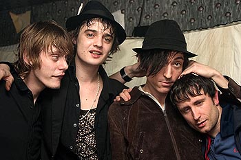 Babyshambles am 10. December 2013 @ Raiffeisen Halle (früher: Planet.tt Gasometer).