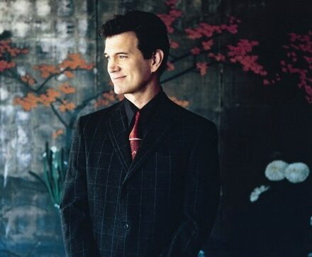 Chris Isaak