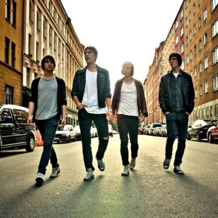 The Fast Forwards >>