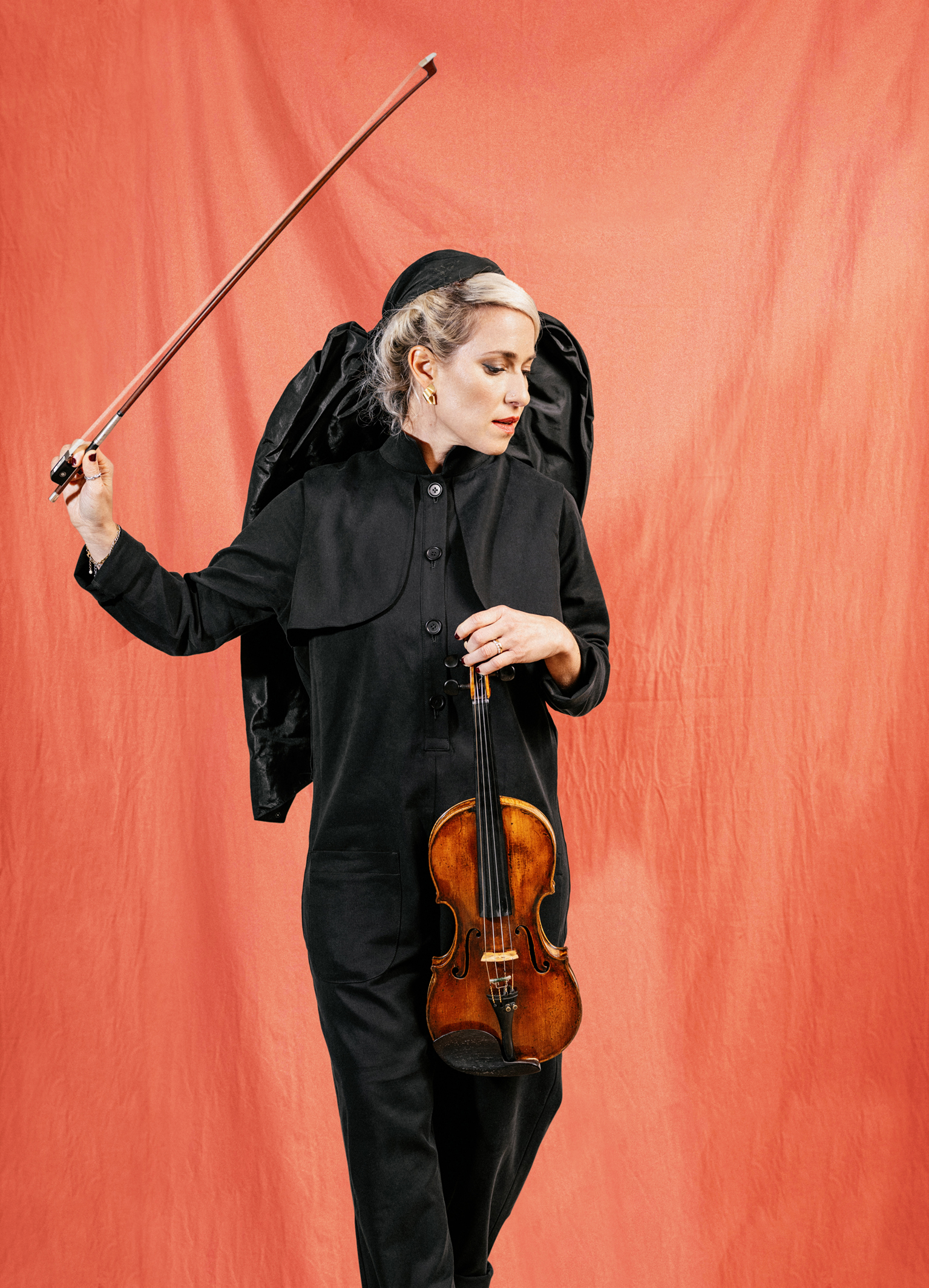 Julia Lacherstorfer am 15. December 2025 @ minciospace_. Julia Lacherstorfer am 15. December 2025 @ minciospace_.