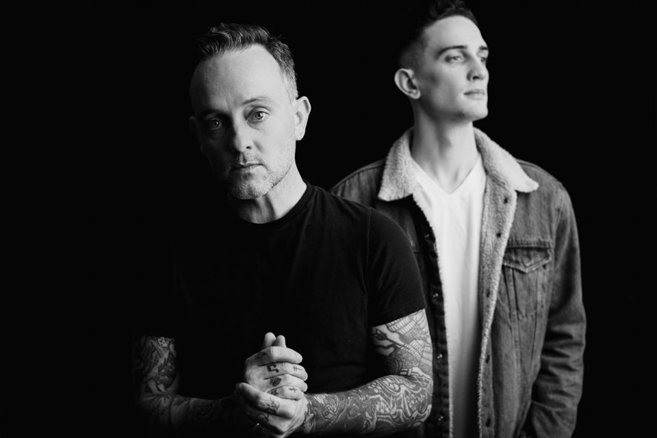 Dave Hause with Tim Hause am 4. February 2020 @ St. Matthäus Kirche.