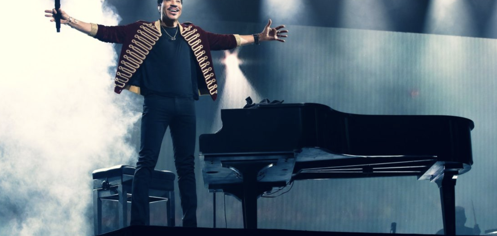 Lionel Richie am 25. June 2023 @ Burg Clam. Lionel Richie am 25. June 2023 @ Burg Clam.
