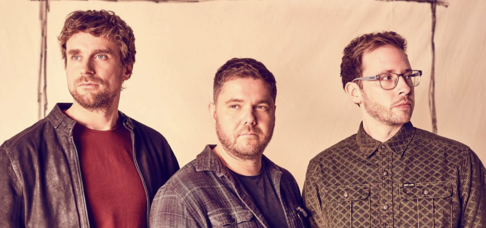 GoGo Penguin am 21. November 2023 @ Porgy & Bess. GoGo Penguin am 21. November 2023 @ Porgy & Bess.