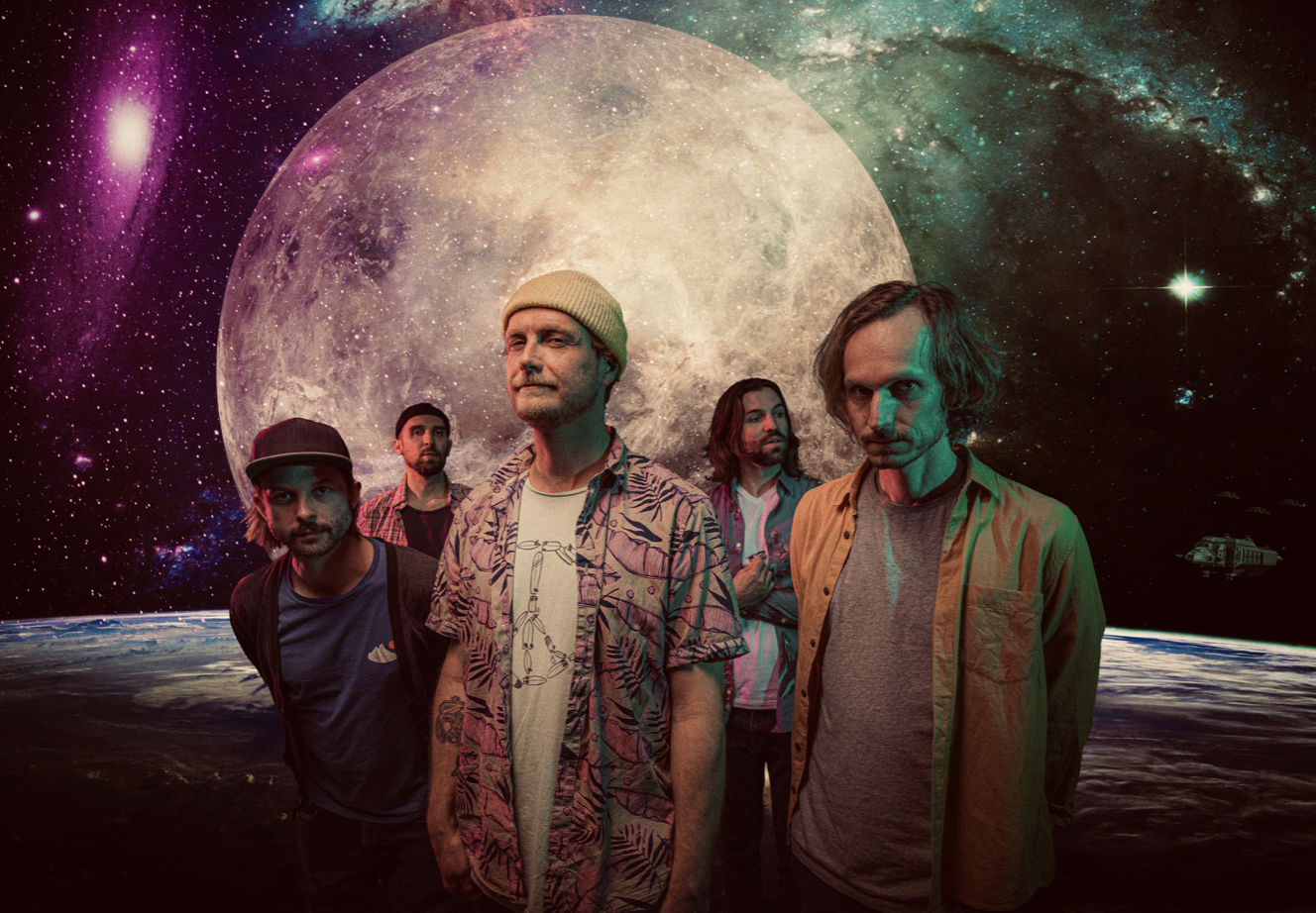 Steaming Satellites am 12. October 2023 @ Flex. Steaming Satellites am 12. October 2023 @ Flex.