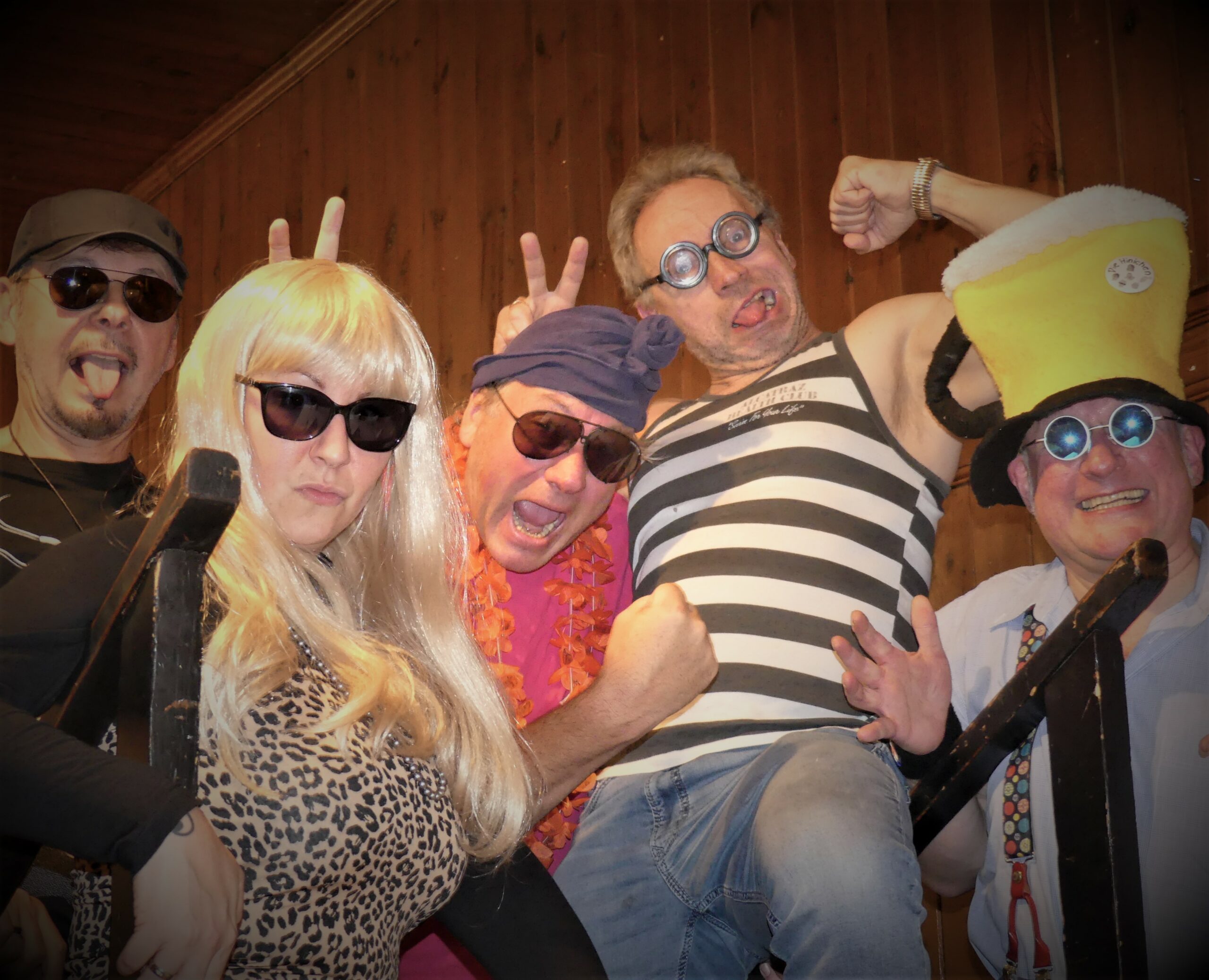 Die Hinichen am 8. May 2021 @ SiMM City.