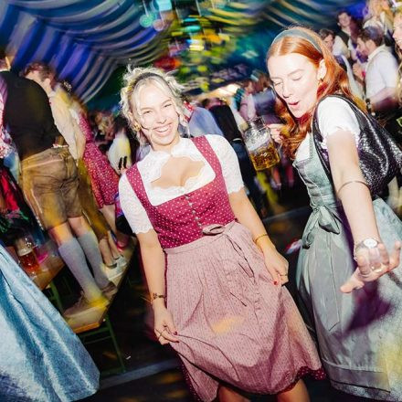 Raiffeisen Studi Wiesn - DJ Stevie