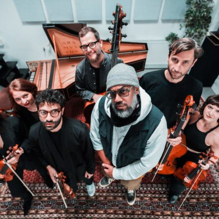 Samy Deluxe & Mikis Takeover! Ensemble