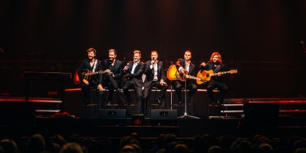 Bee Gees by MainCourse