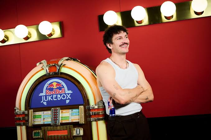 Red Bull Jukebox mit RIAN am 8. December 2026 @ Raiffeisen Halle im Gasometer.