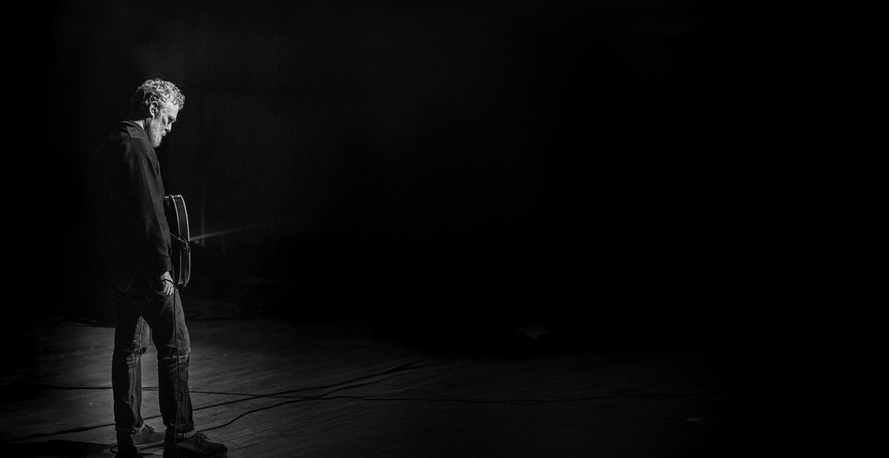 Glen Hansard am 11. May 2026 @ Raiffeisen Halle im Gasometer.