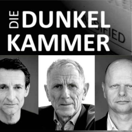 Die Dunkelkammer live - Geld, Macht & Gier