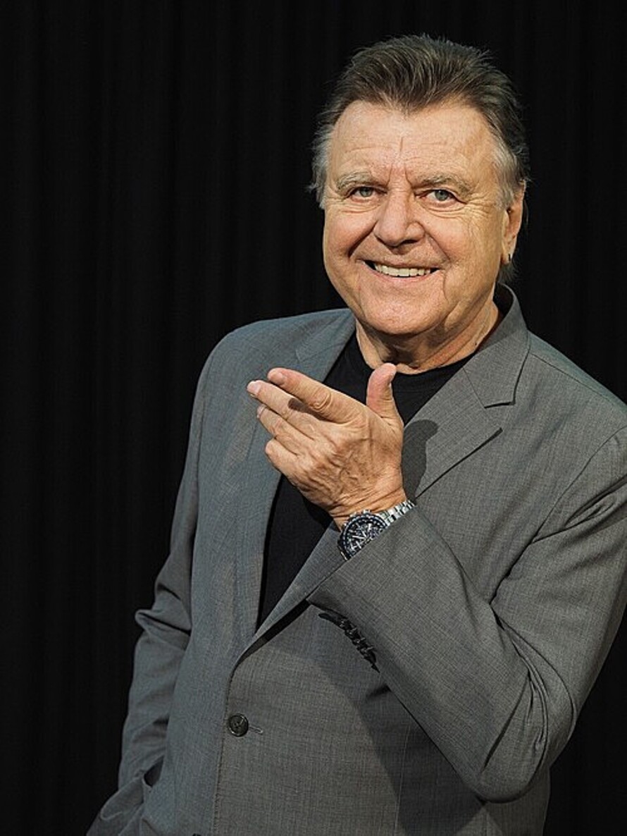 Lukas Resetarits am 8. November 2025 @ Stadtsaal Wien. Lukas Resetarits am 8. November 2025 @ Stadtsaal Wien.