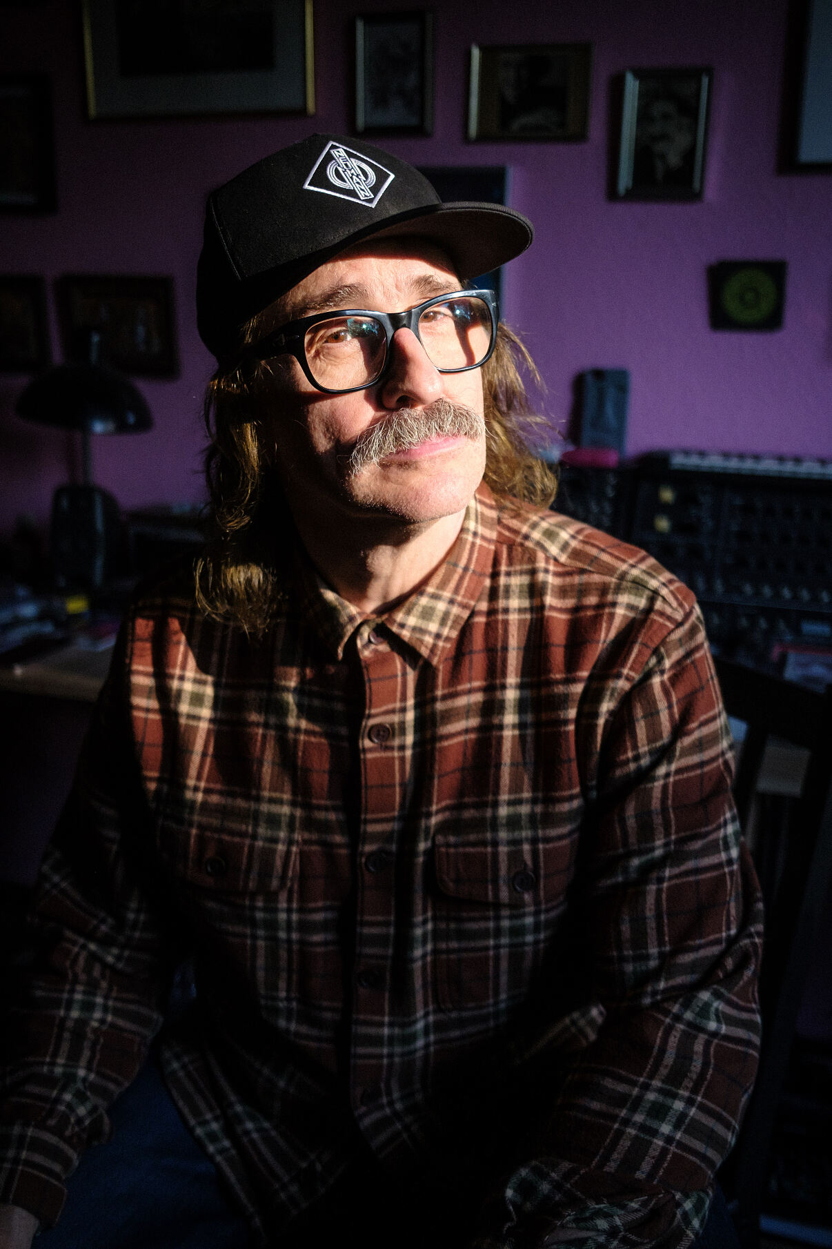 Alexander Hacke präsentiert 