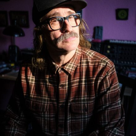 Alexander Hacke präsentiert 