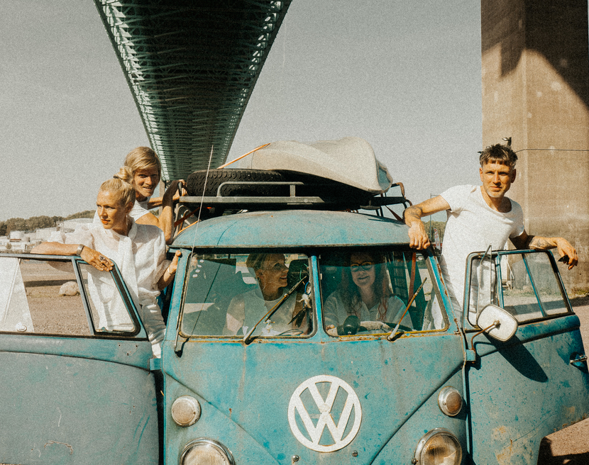 Hellsongs am 18. April 2026 @ B72.