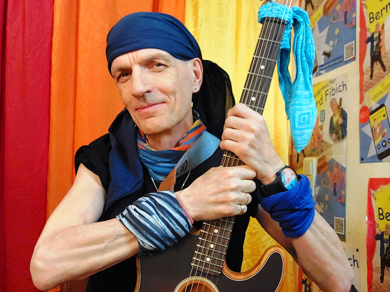 Kinderliedermacher Bernhard Fibich am 11. April 2026 @ VAZ St. Pölten.