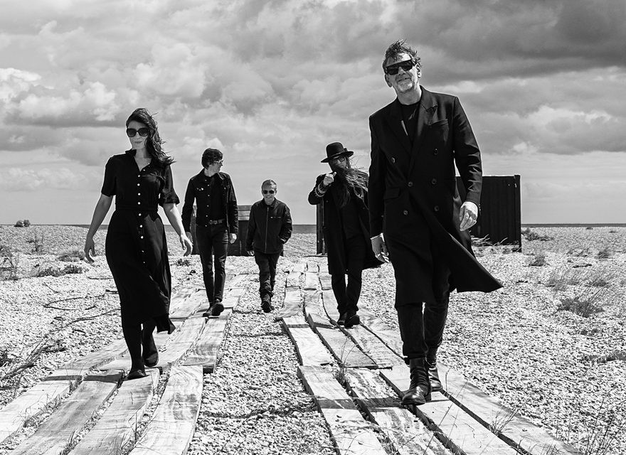 FM4 Radio Session mit Archive und dem ORF Radio-Symphonieorchester Wien