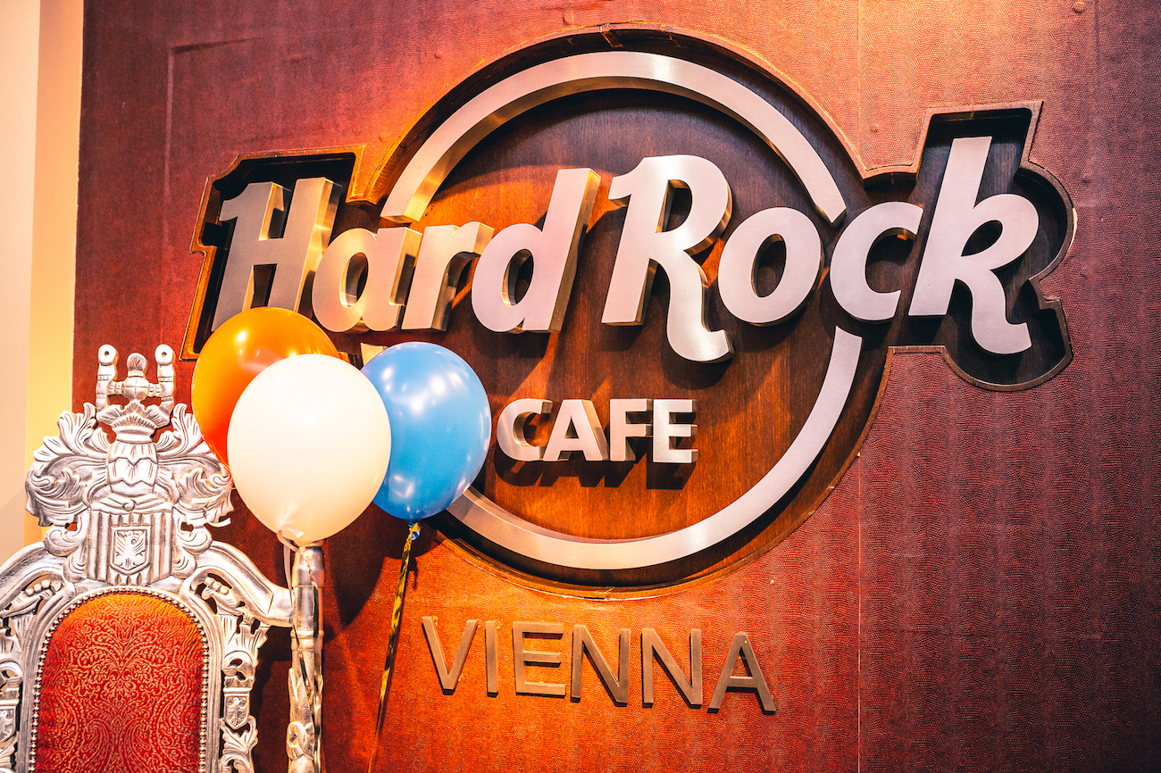 New Year's Eve im Hard Rock Cafe Vienna am 31. December 2023 @ Hard Rock Café Vienna. New Year's Eve im Hard Rock Cafe Vienna am 31. December 2023 @ Hard Rock Café Vienna.