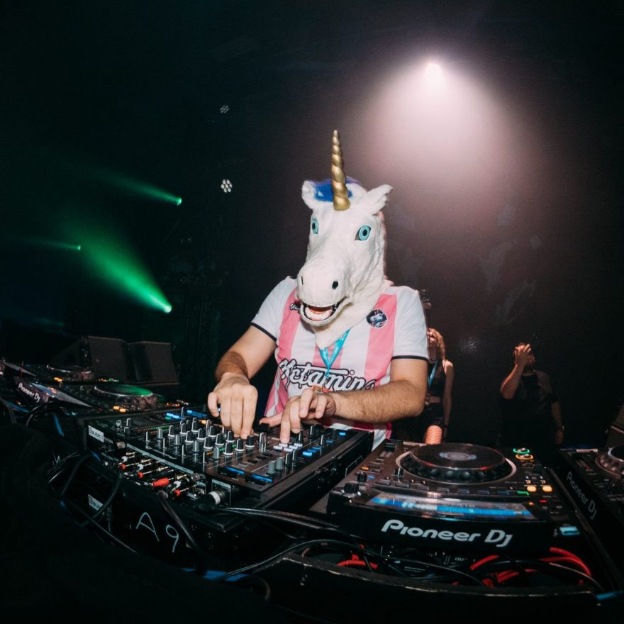 SHOCKWAVE - EDITION 003