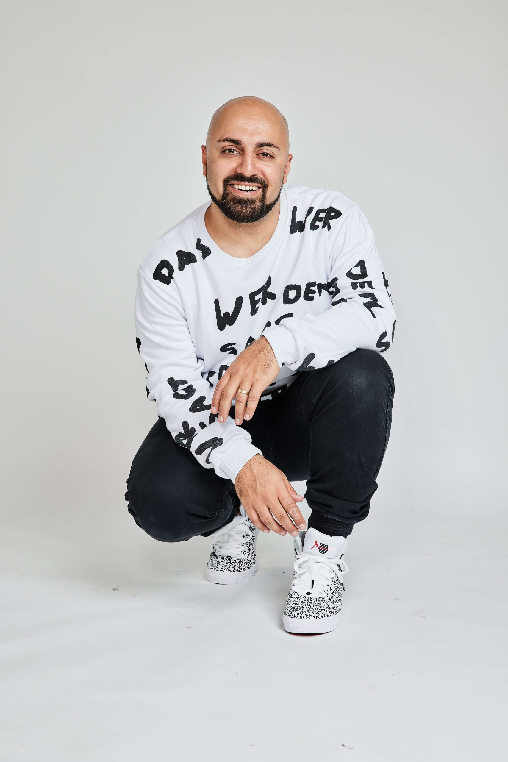 Ali Mahlodji am 8. November 2023 @ Stadtsaal Wien. Ali Mahlodji am 8. November 2023 @ Stadtsaal Wien.