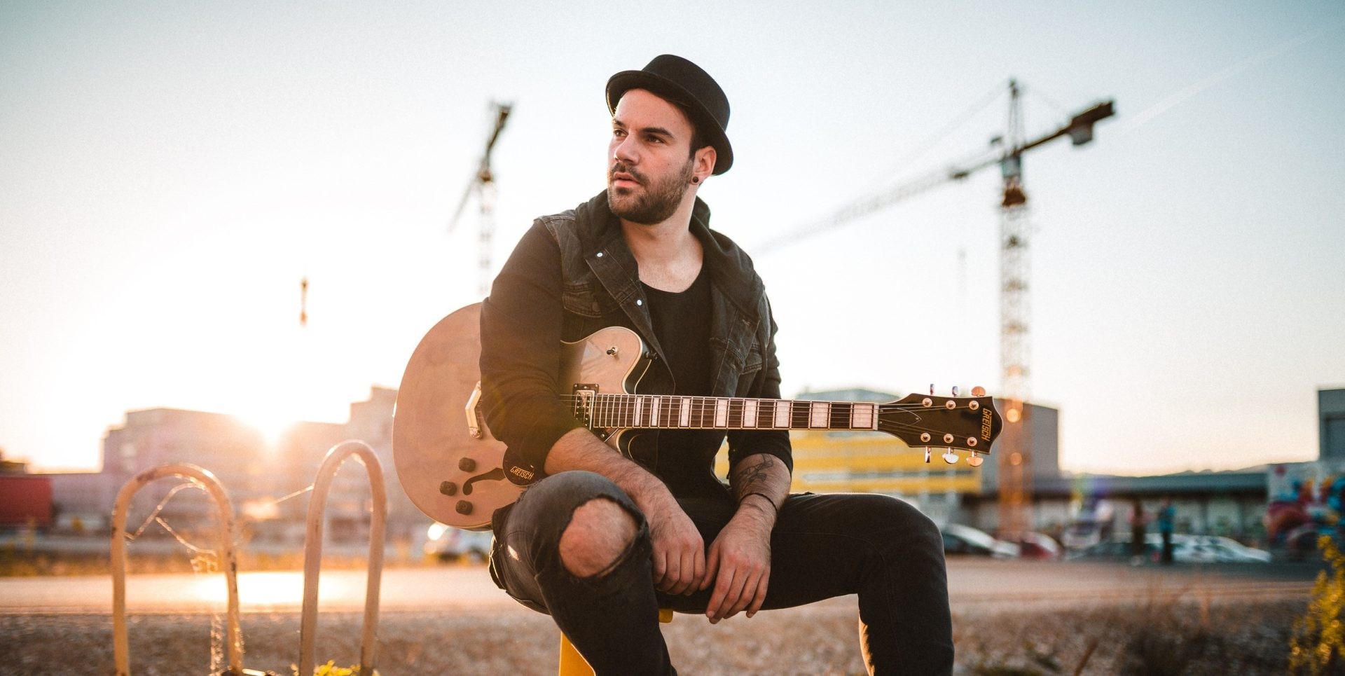 Jakob Busch auf der US Schoolbus Stage am 13. August 2025 @ FM4 Frequency Festival. Jakob Busch auf der US Schoolbus Stage am 13. August 2025 @ FM4 Frequency Festival.