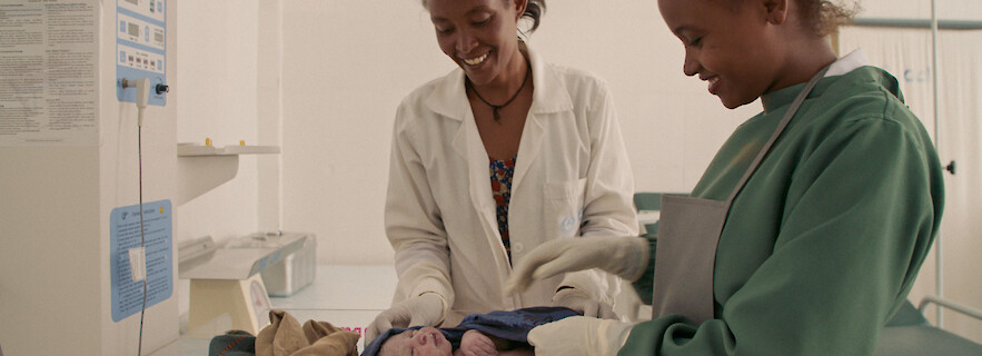 Wise Women - Fünf Hebammen, Fünf Kulturen am 17. March 2026 @ Cinema Paradiso Baden.
