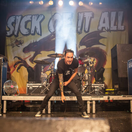 Sick Of It All - Comeback Kid - Cancer Bats @ Arena Wien