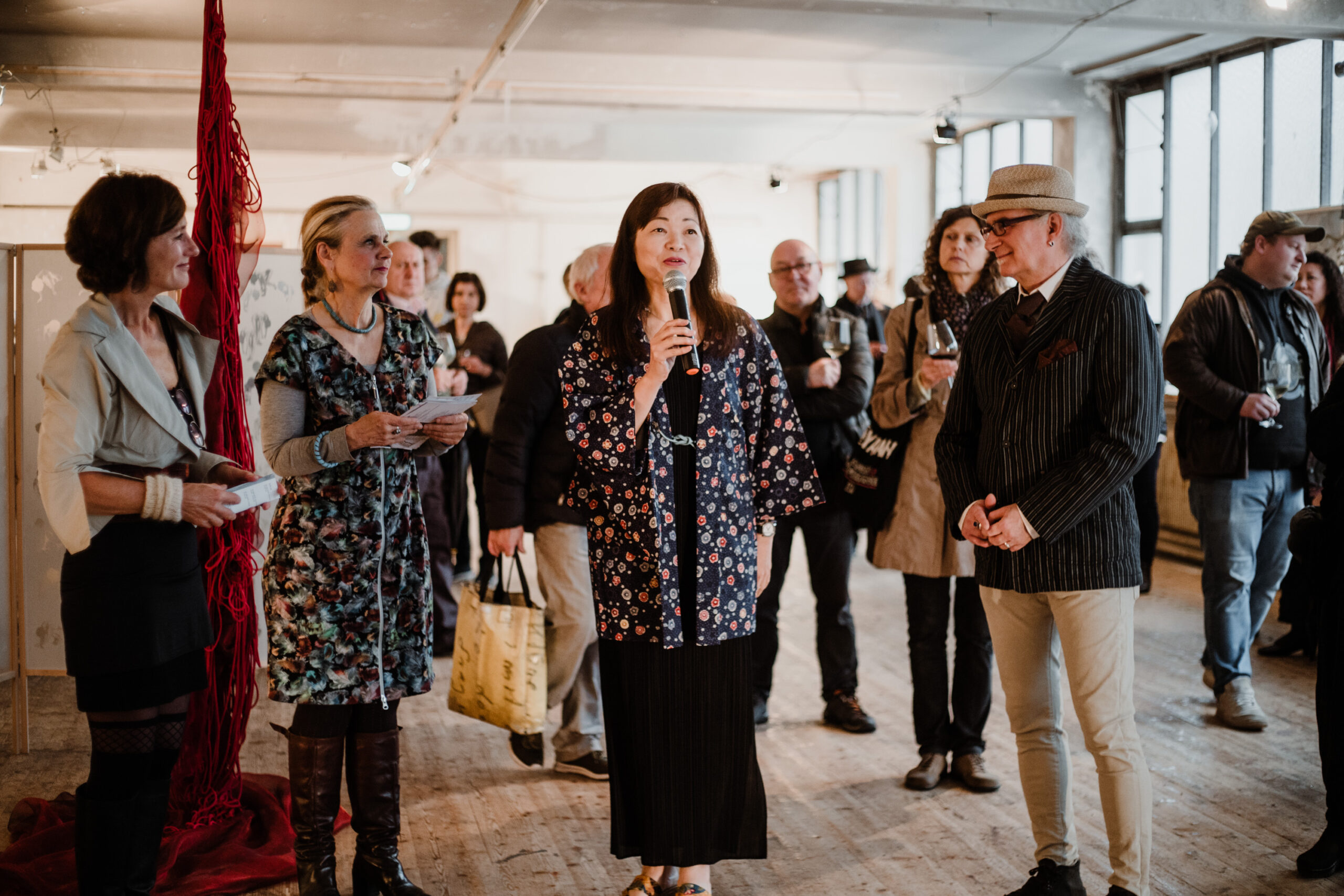 ONNA - eine Ausstellung initiiert von Alfred Graselli innerhalb der Dialogreihe von Sylvia K. Kummer @ Die Schöne