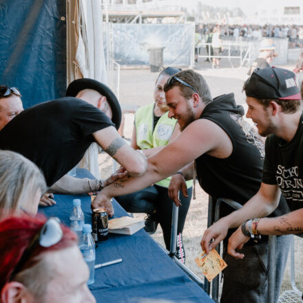 Nova Rock Festival 2019 – Day 2 – Autogrammzelt