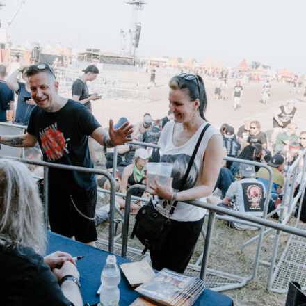 Nova Rock Festival 2019 – Day 2 – Autogrammzelt