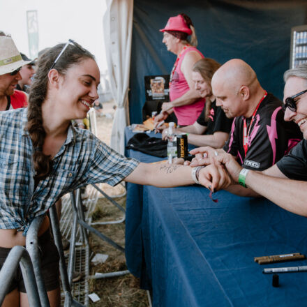 Nova Rock Festival 2019 – Day 3 – Autogrammzelt