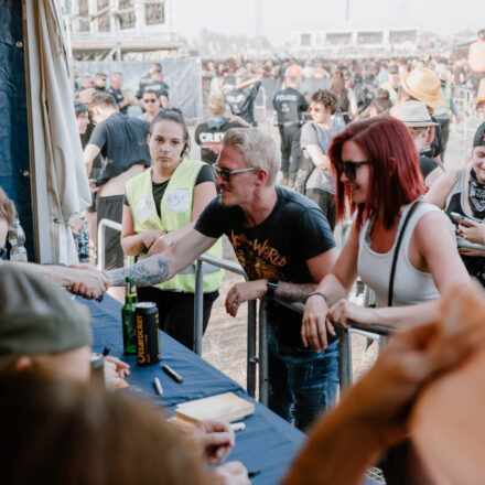 Nova Rock Festival 2019 – Day 3 – Autogrammzelt