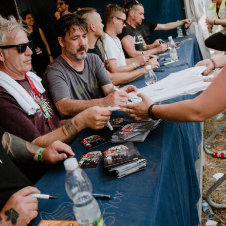 Nova Rock Festival 2019 – Day 3 – Autogrammzelt