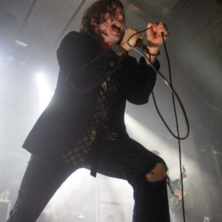 Rival Sons - Winter Tour 2019 @ Ottakringer Brauerei