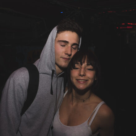 Beat It pres. Tobax @ Flex