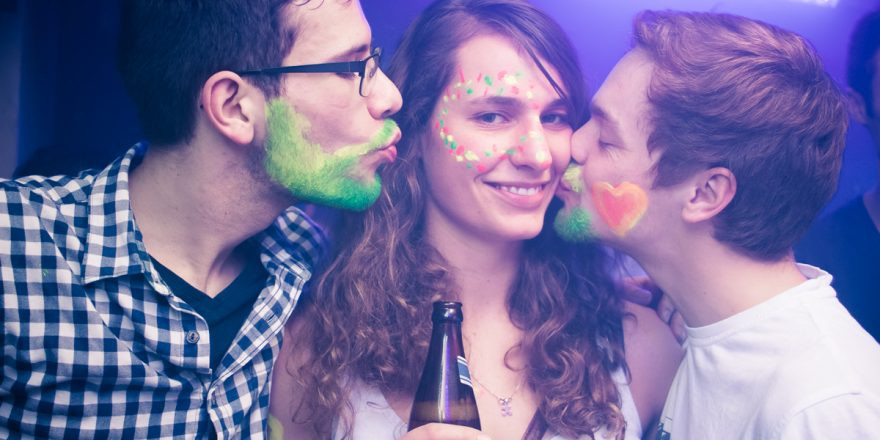 ESN Neon Welcome Party @ The Loft Wien
