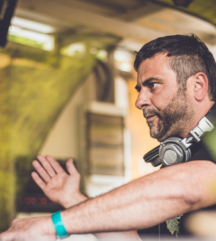 1.mai free open air