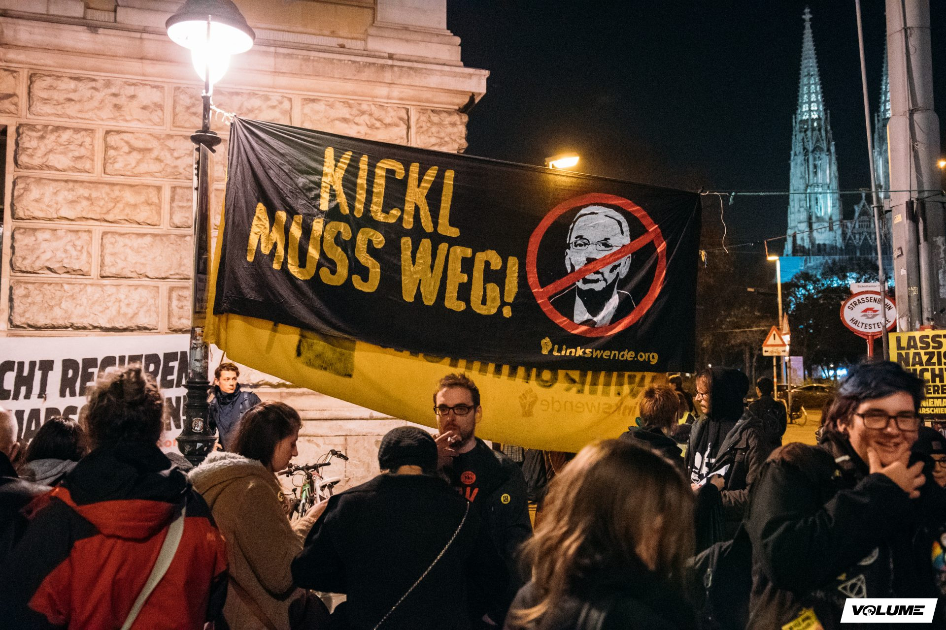 Demo gegen Kickl @ Schottentor Wien · Alle Fotos auf Volume.at