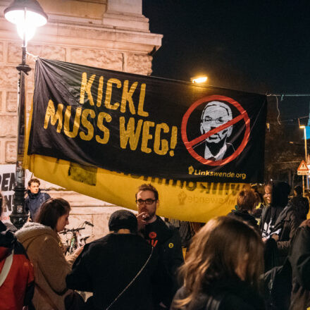 Demo gegen Kickl @ Schottentor Wien