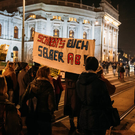 Demo gegen Kickl @ Schottentor Wien