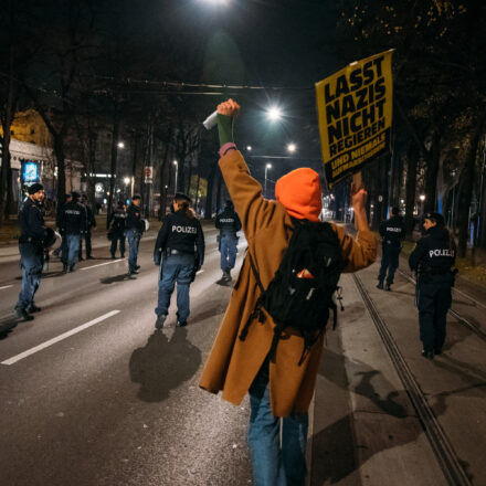 Demo gegen Kickl @ Schottentor Wien