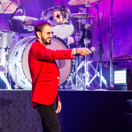 Ringo Starr & His All Star Band @ Wiener Stadthalle - Halle D