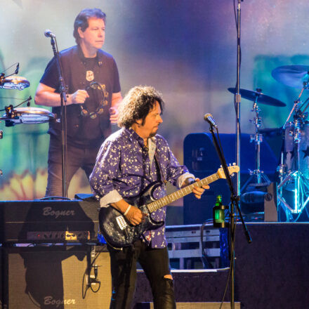 Ringo Starr & His All Star Band @ Wiener Stadthalle - Halle D