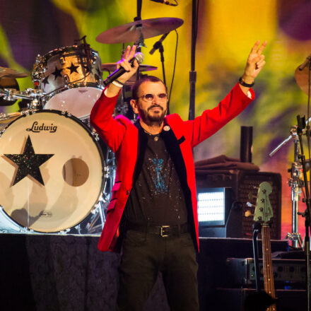 Ringo Starr & His All Star Band @ Wiener Stadthalle - Halle D