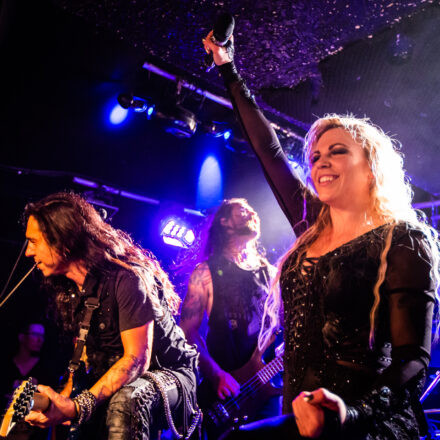 Butcher Babies, Kobra An The Lotus @ Viper Room Wien