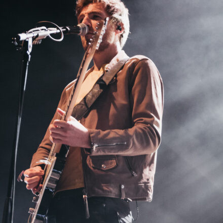 FM4 Indiekiste mit Kodaline @ Gasometer