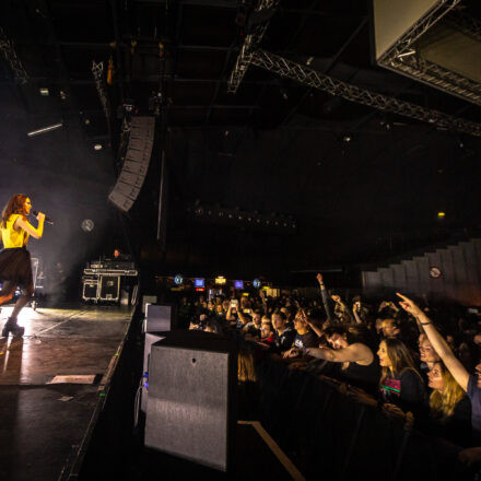 Chvrches @ Gasometer